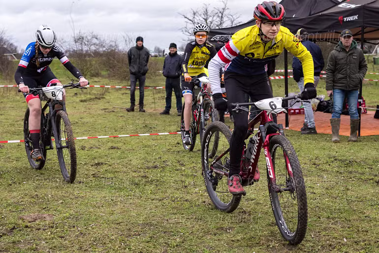 2023 12 23 Neswaardencross Jeugd 12 tm 15 jaar